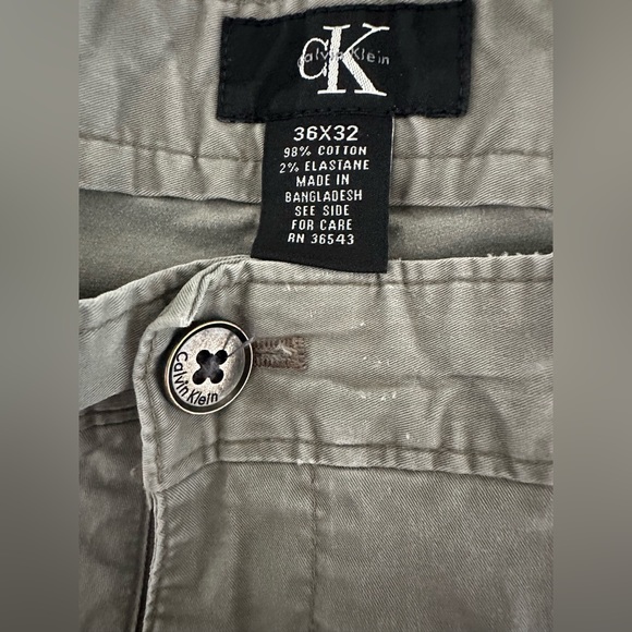 Gray Calvin Klein chino - Picture 2 of 2